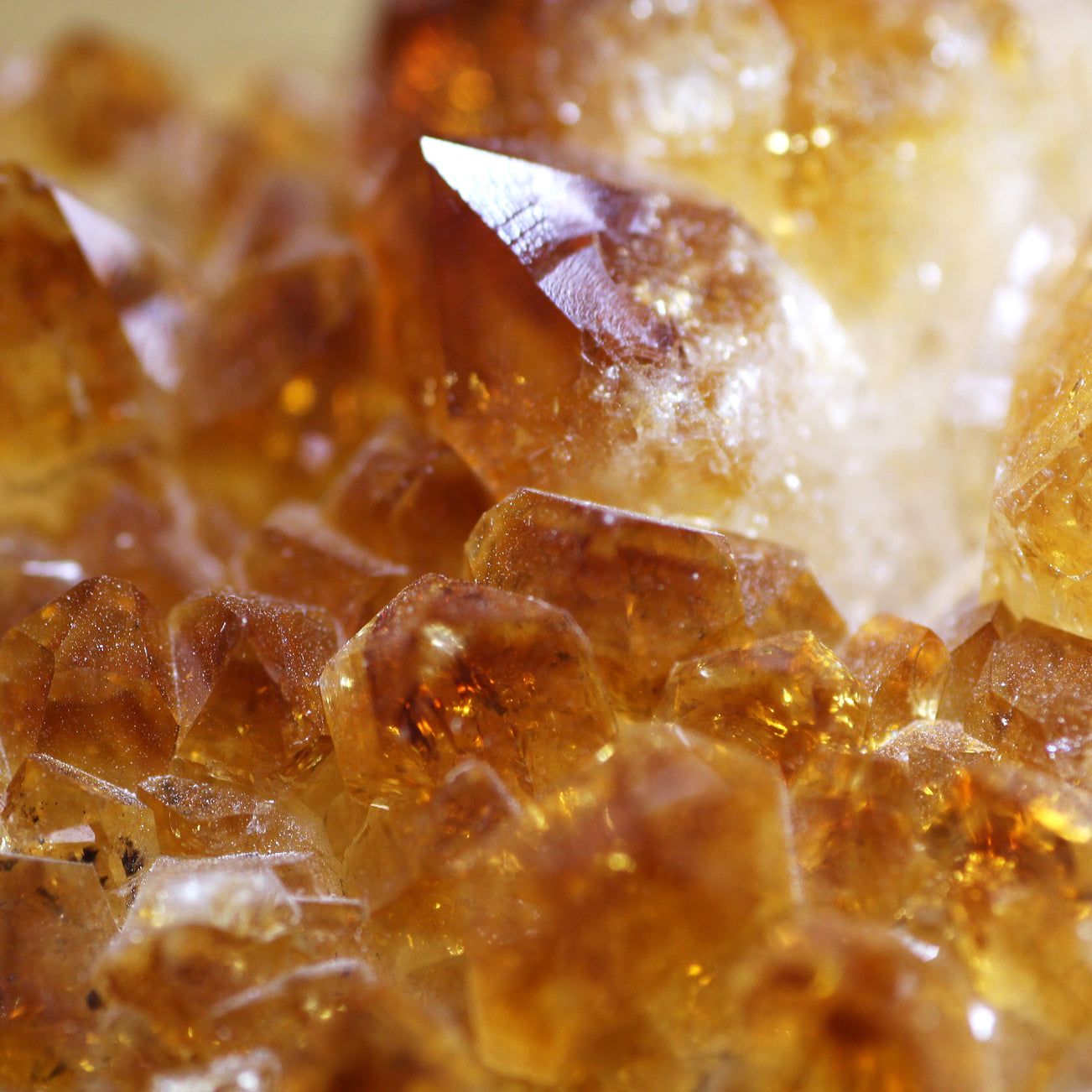 close up citrine crystals