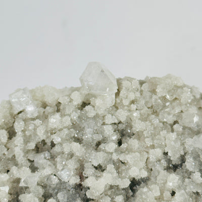 up close shot of zeolite with apophyllite