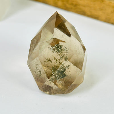 lodalite points with decorations in the background