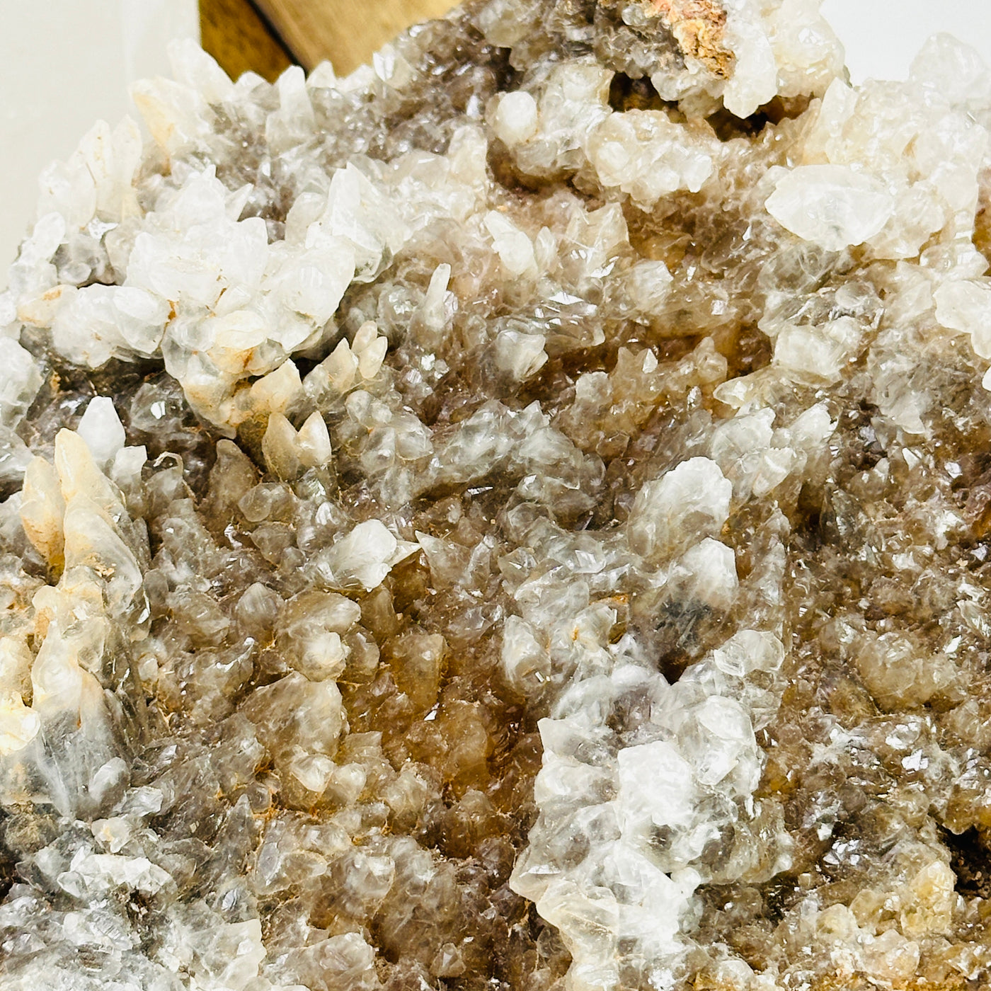 calcite with decorations in the background