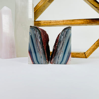 agate bookend with decorations in the background