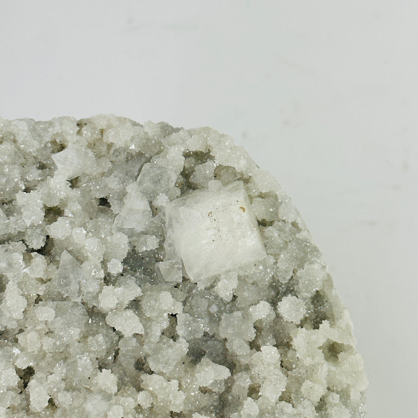 up close shot of zeolite with apophyllite 