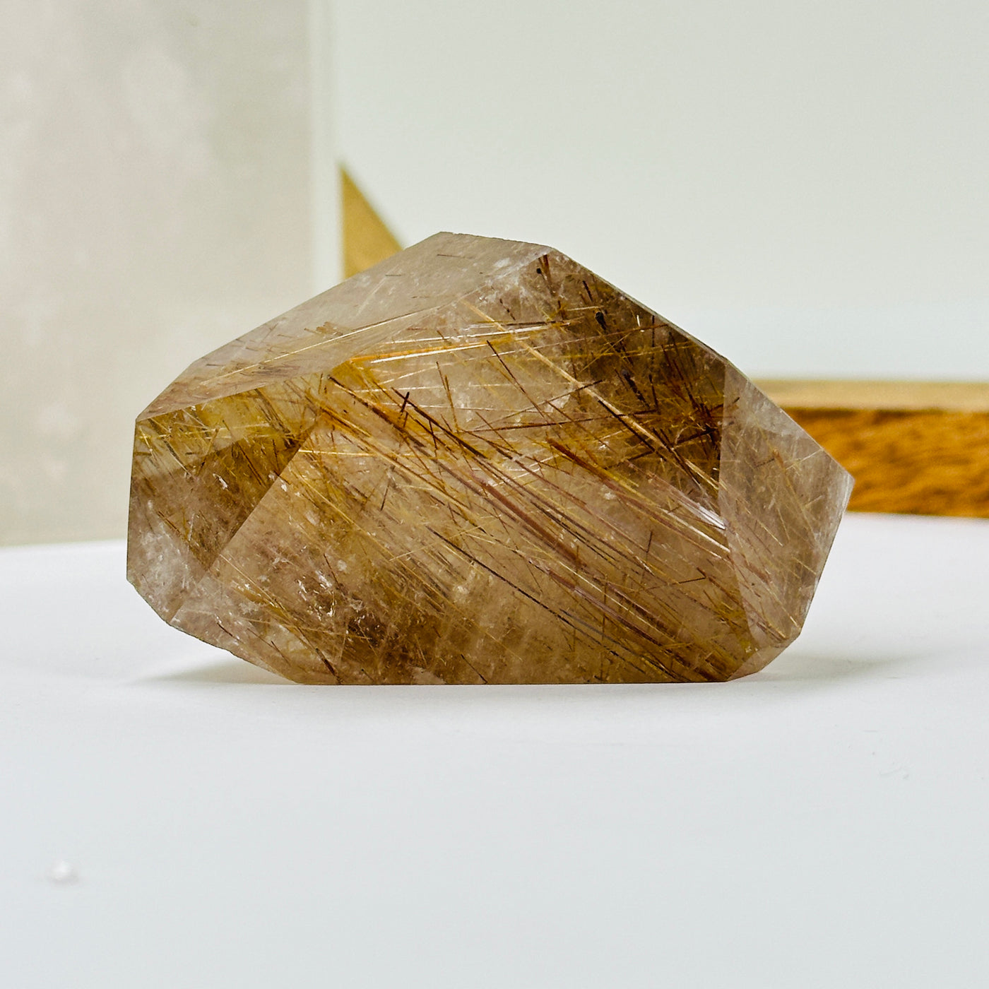 rutile with decorations in the background