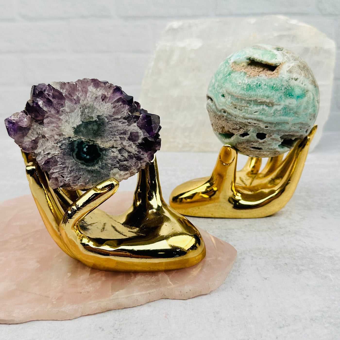Crystal Sphere Stand - Gold Hand Holder can be used to hold spheres or clusters 