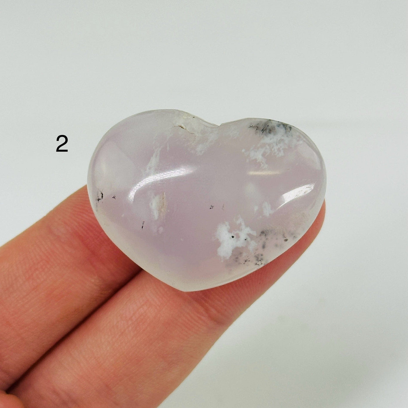 FLOWER AGATE HEARTS ON WHITE BACKGROUND