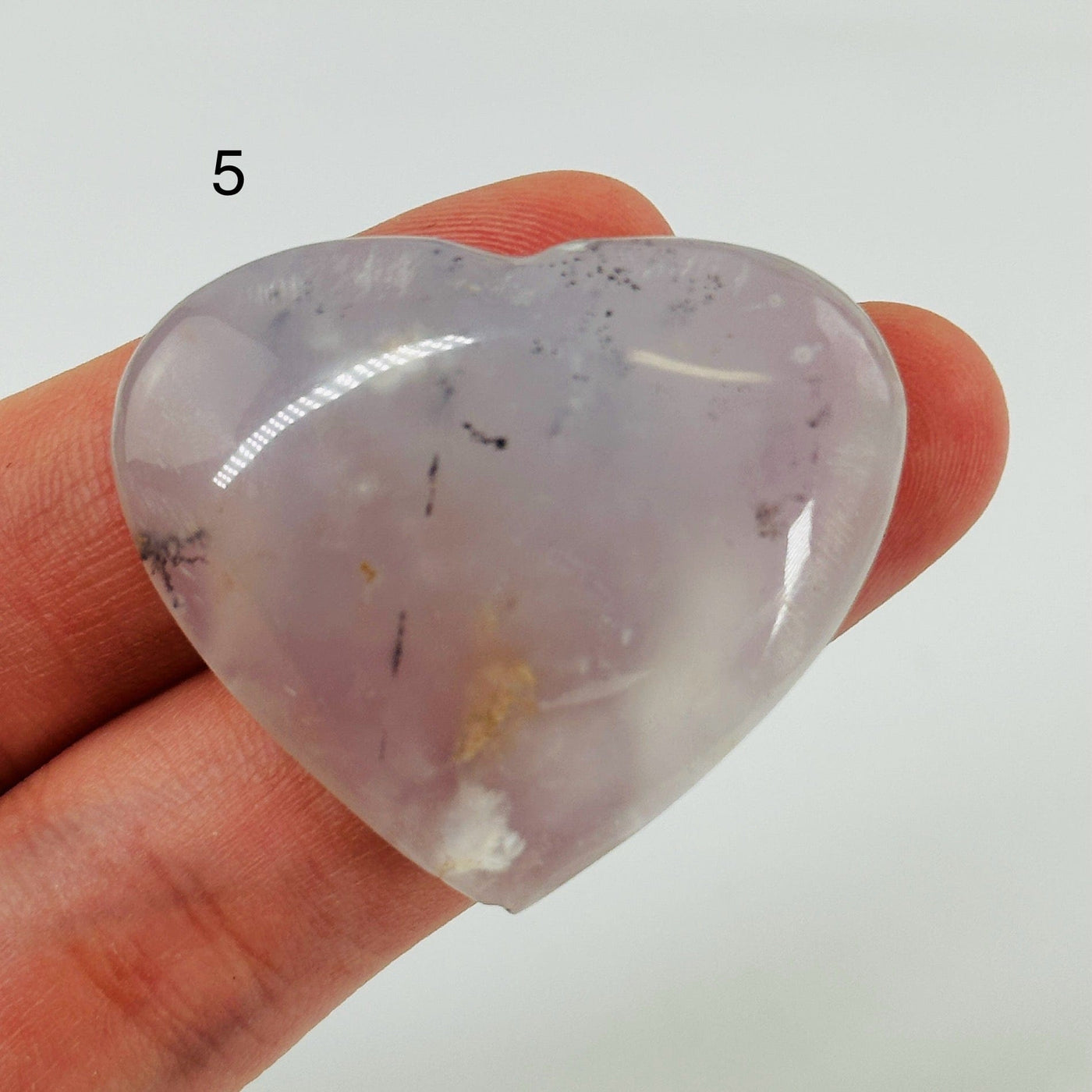 FLOWER AGATE HEARTS ON WHITE BACKGROUND