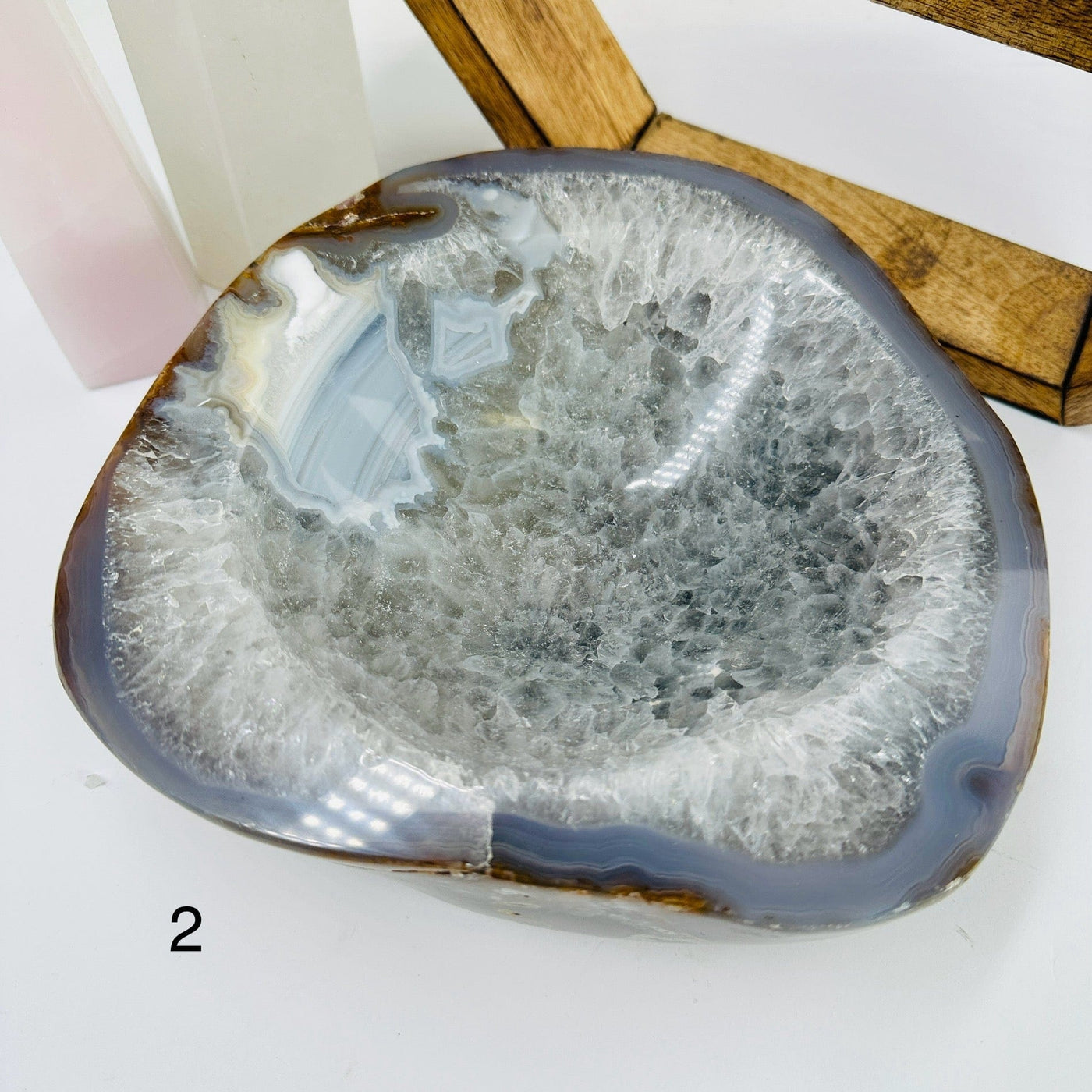 agate bowl with decorations in the background