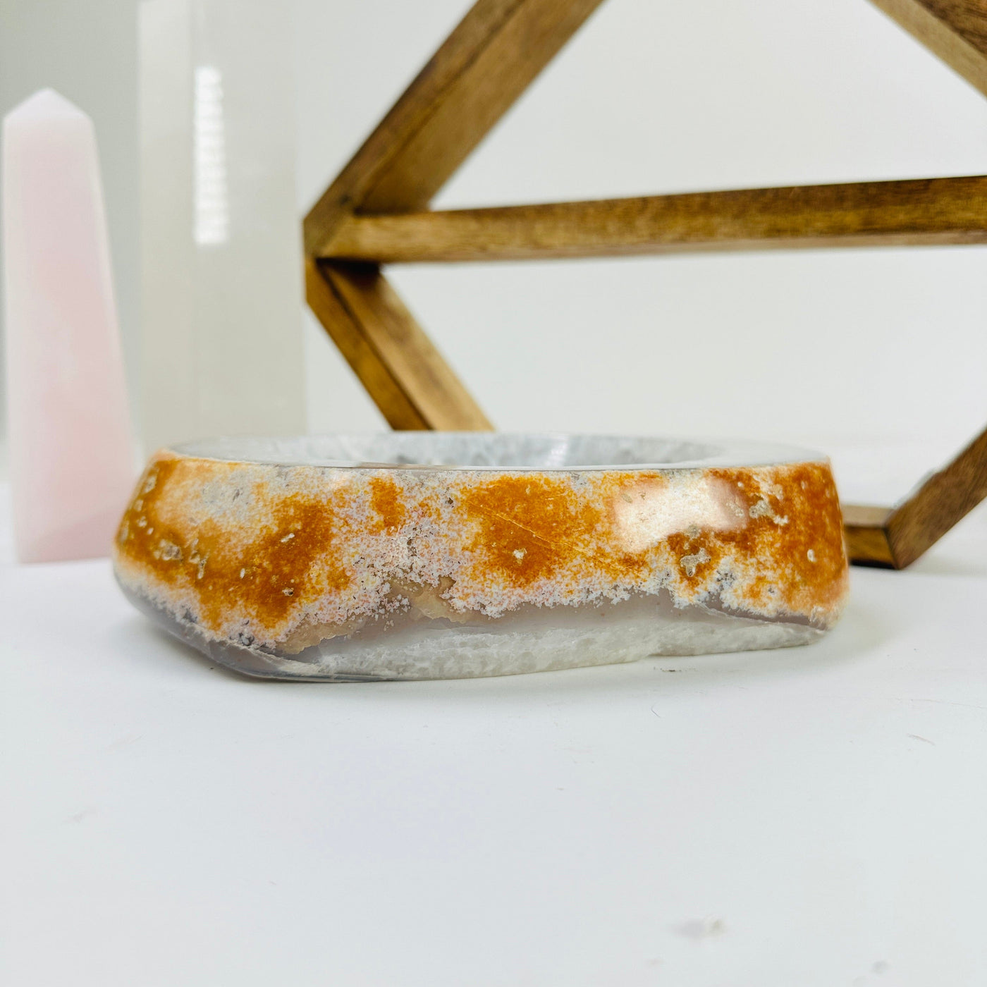 agate bowl with decorations in the background