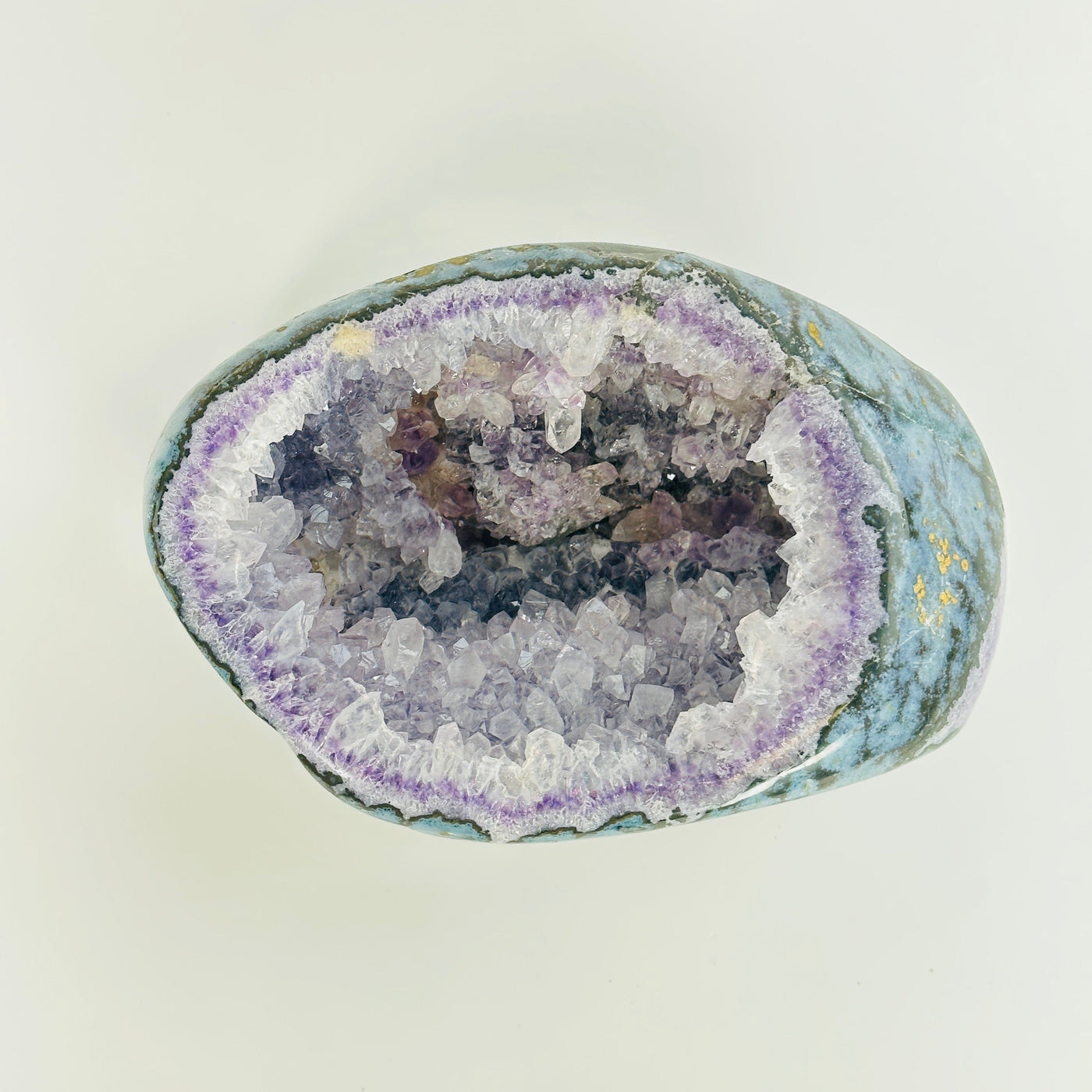 amethyst geode polished box on white  background