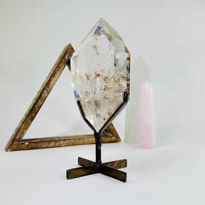 lodalite on stand with decorations in the background