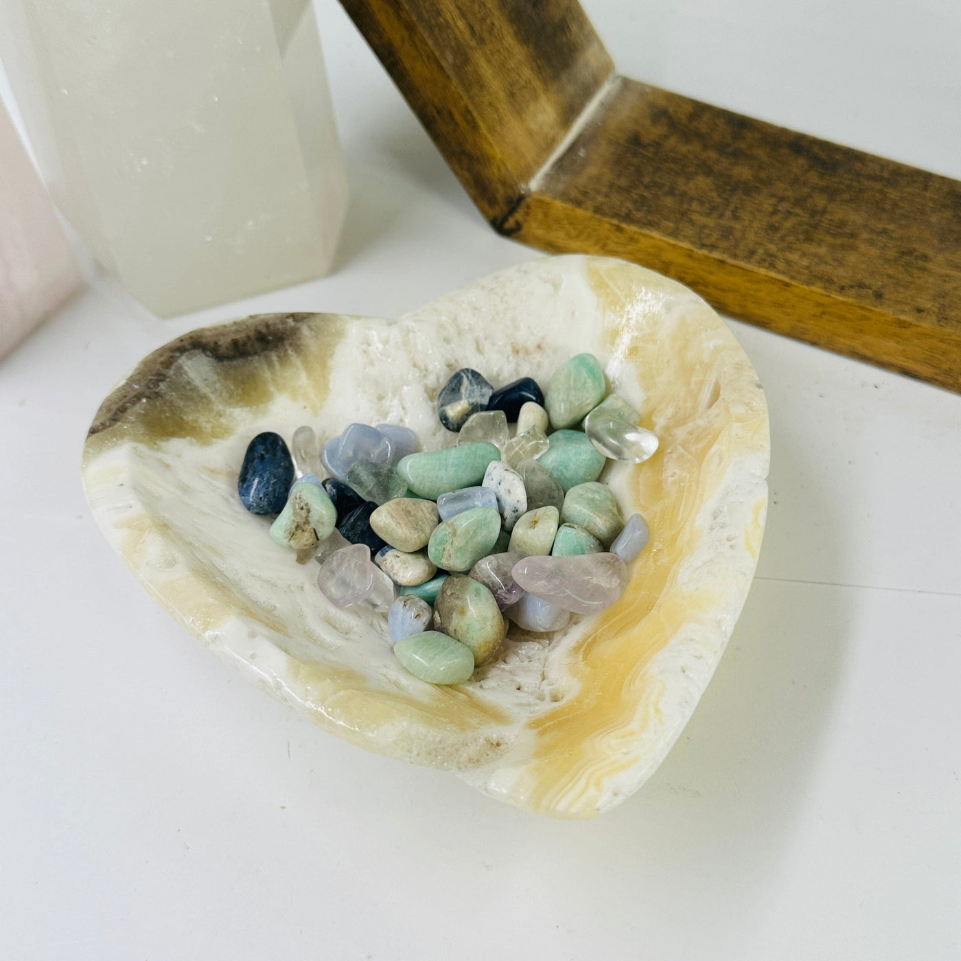 Mexican onyx bowl with decorations in the background