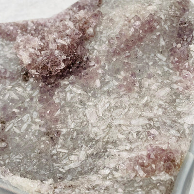 close up of the amethyst formations 
