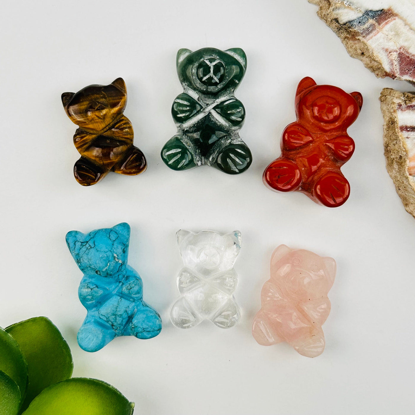 multiple bear cabochons displayed to show the differences in the color shades and sizes 