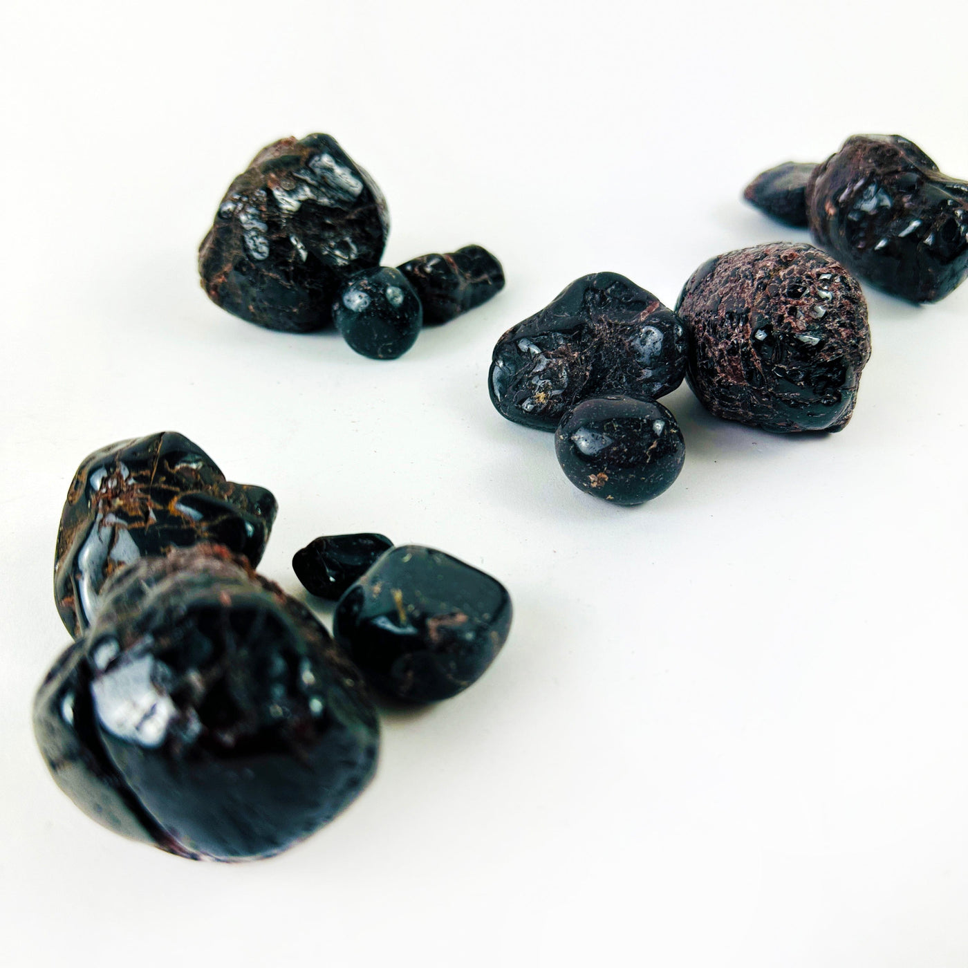 Tumbled Garnet Crystals from side angle up close