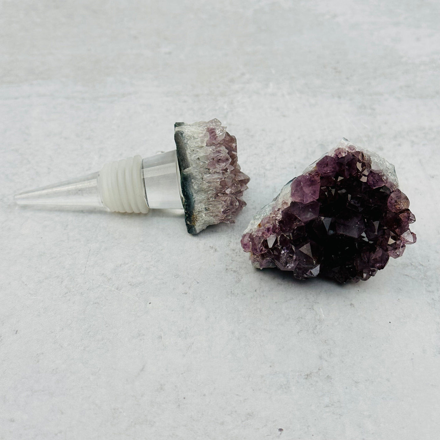 Crystal Bottle Stopper Amethyst Wine Stopper- Crystal Quartz Collection - Feng Shui