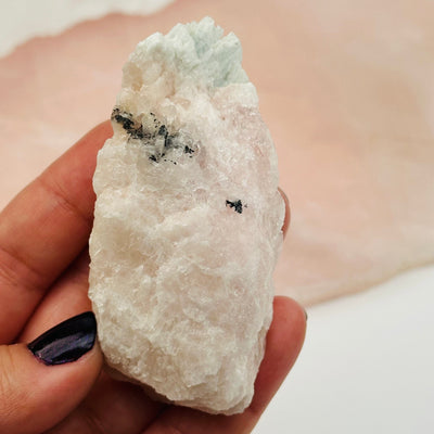 close up of the details on this crystal 