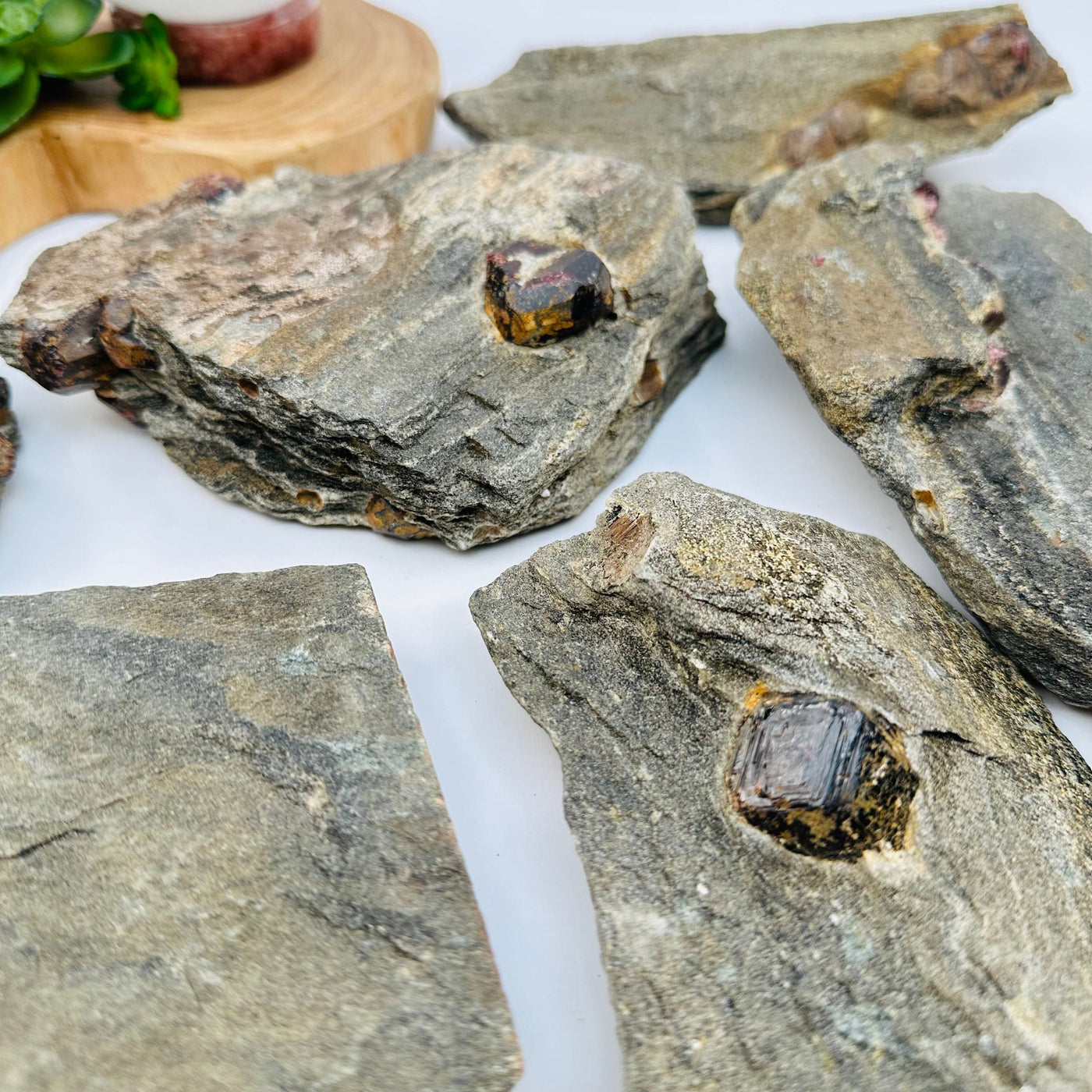 side view to show the thickness 