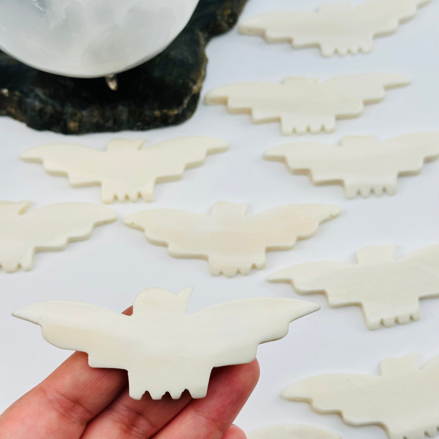 multiple bats displayed to show the differences in the slight changes in sizes and color shades 