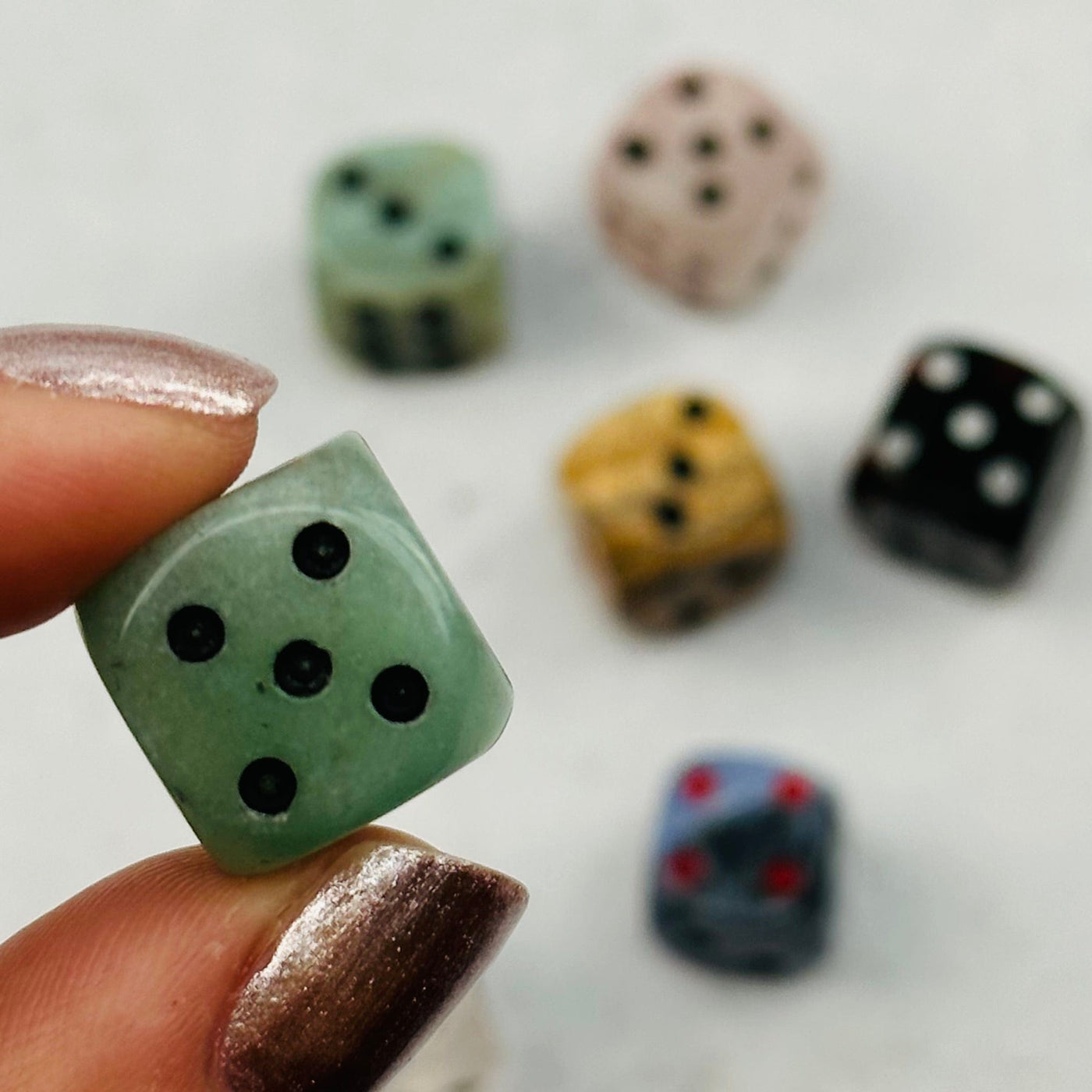 close up of the details on this dice