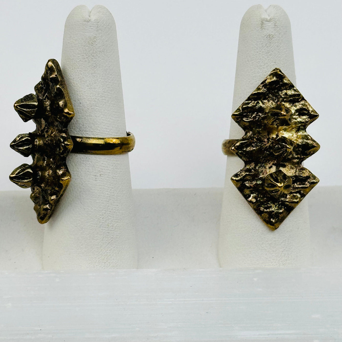 front and side view to show the thickness 