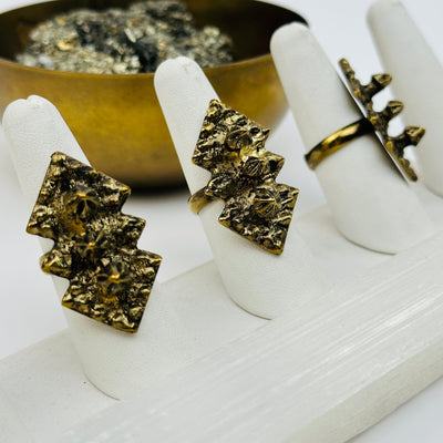 rings displayed to show the thickness 