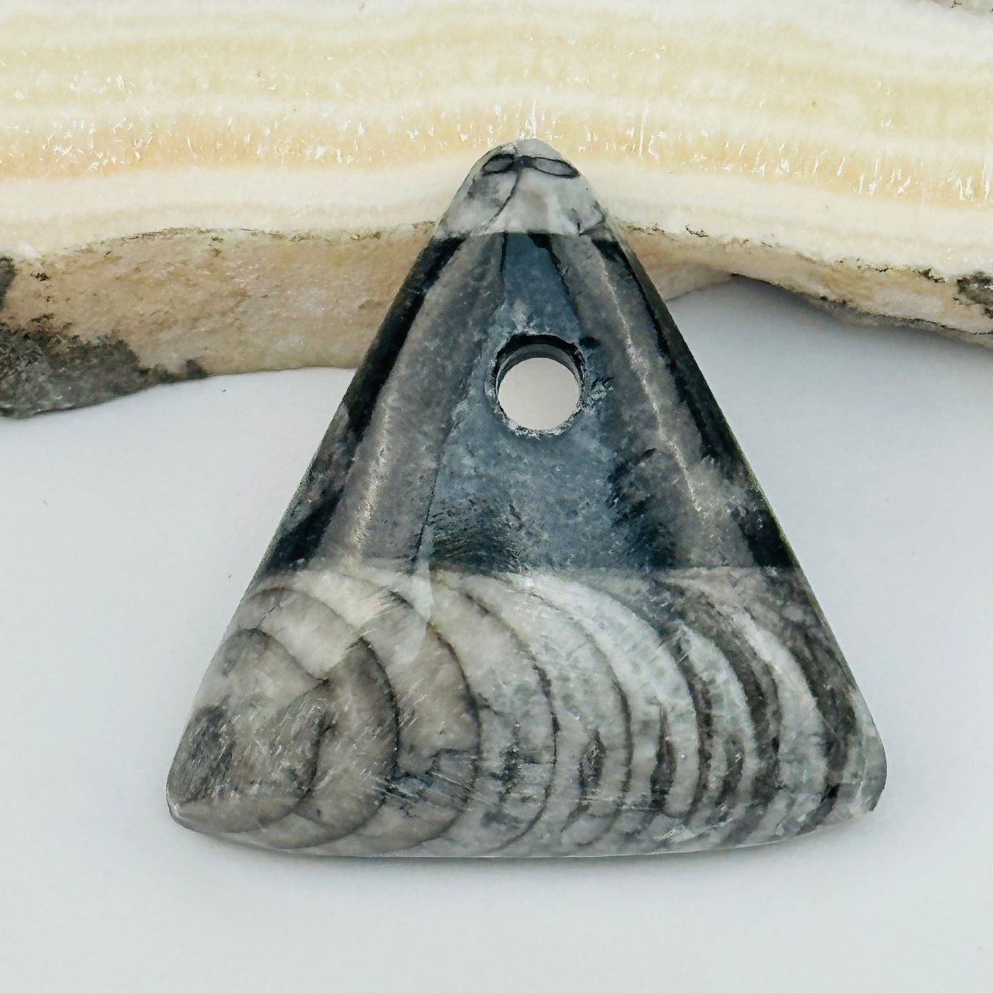 close up of the details on this bead