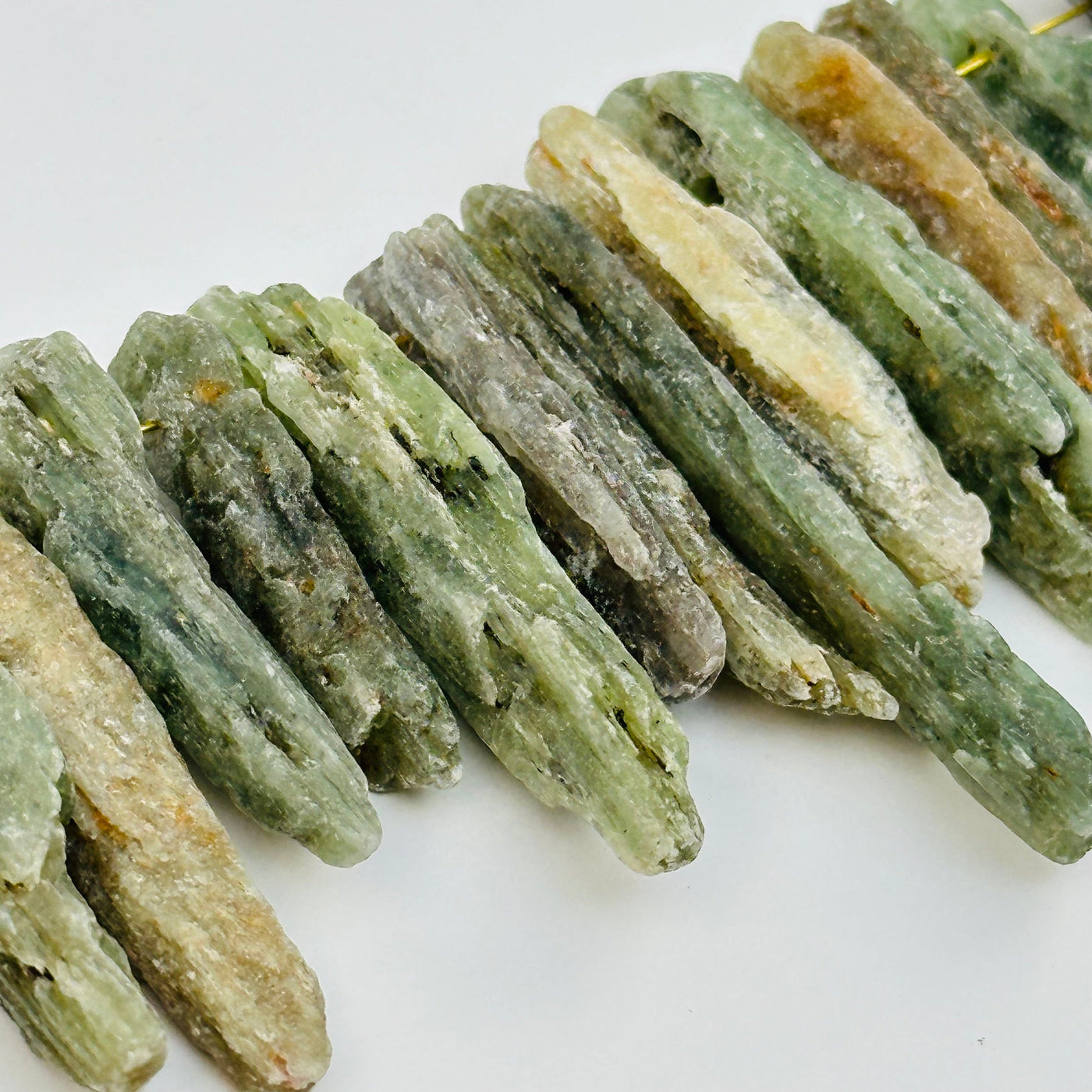 close up of the free formed beads 