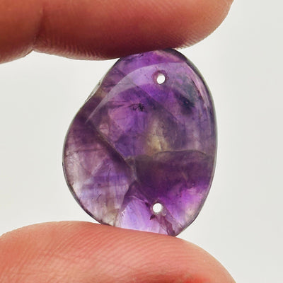 close up of the details on this crystal bead 