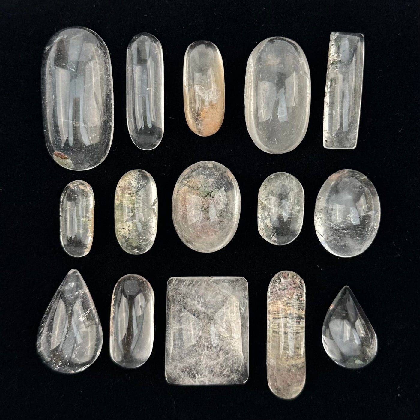 multiple cabochons displayed to show the differences in the sizes