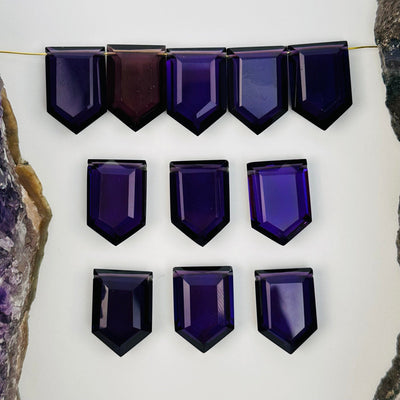 multiple beads displayed to show the differences in the color shades 