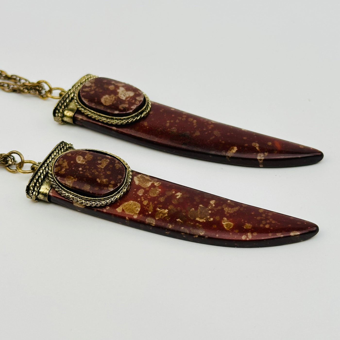 side view to show the thickness 