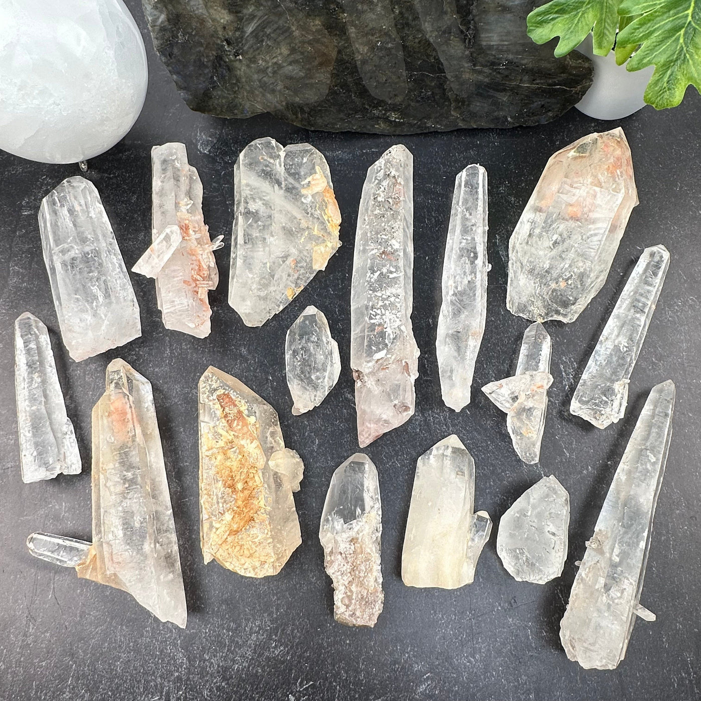 multiple crystal points displayed to show the differences in the sizes and color shades 