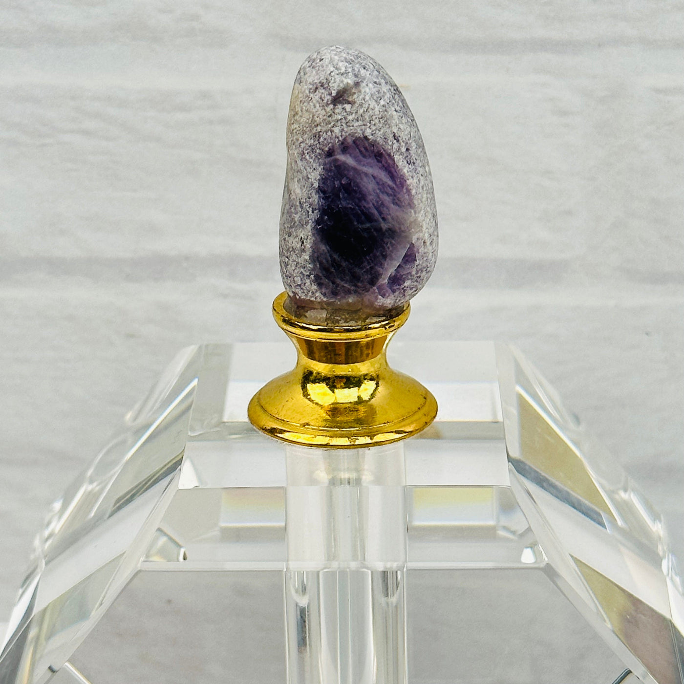 close up of the amethyst seer stone top 