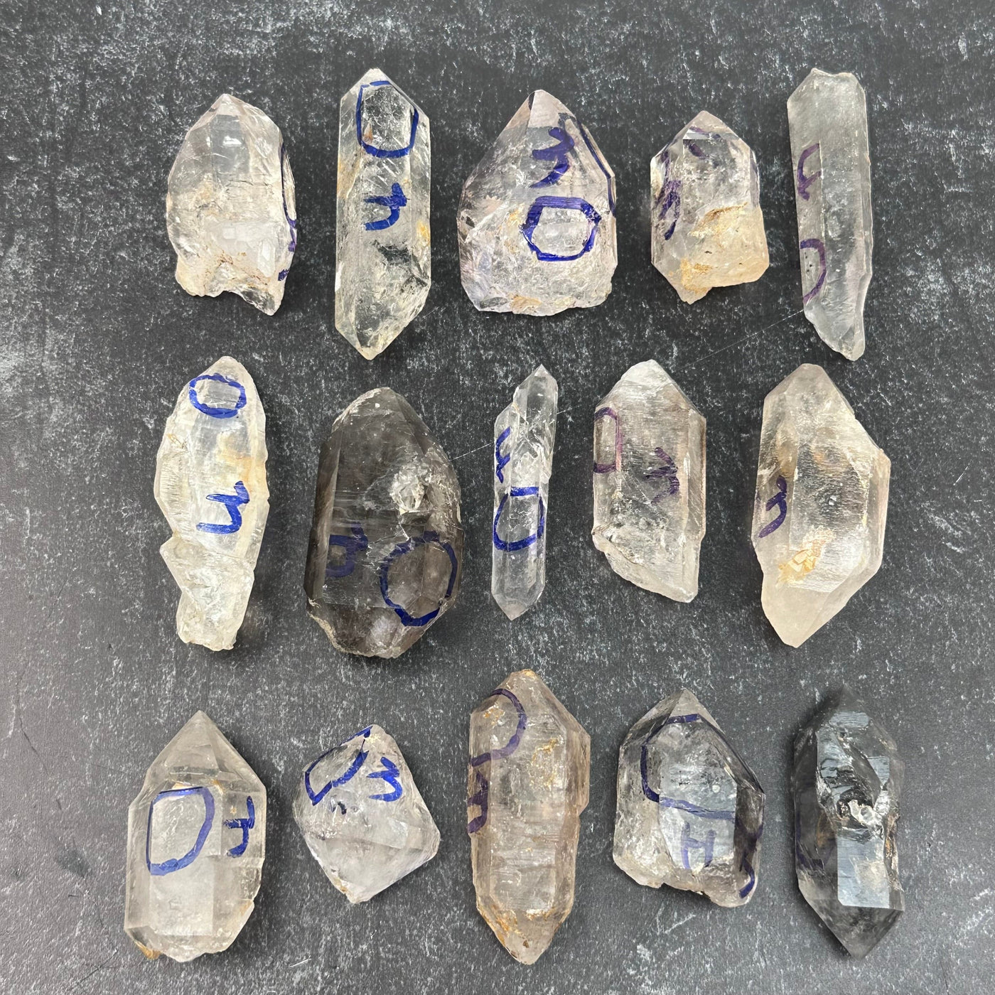 multiple crystals displayed to show the differences in the sizes. grade #3