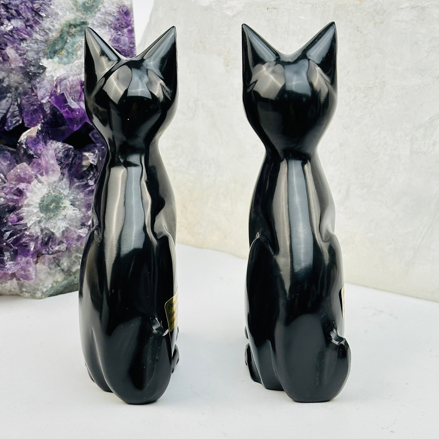 back side of the crystal cats to show the details 