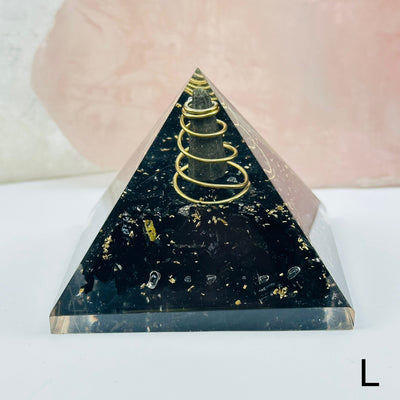 orgone crystal pyramids available with different crystal types. close up of the details on option L