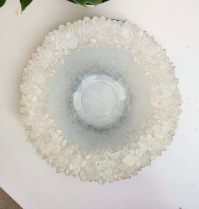 top view of the crystal bowl to show the placement of the crystal points 