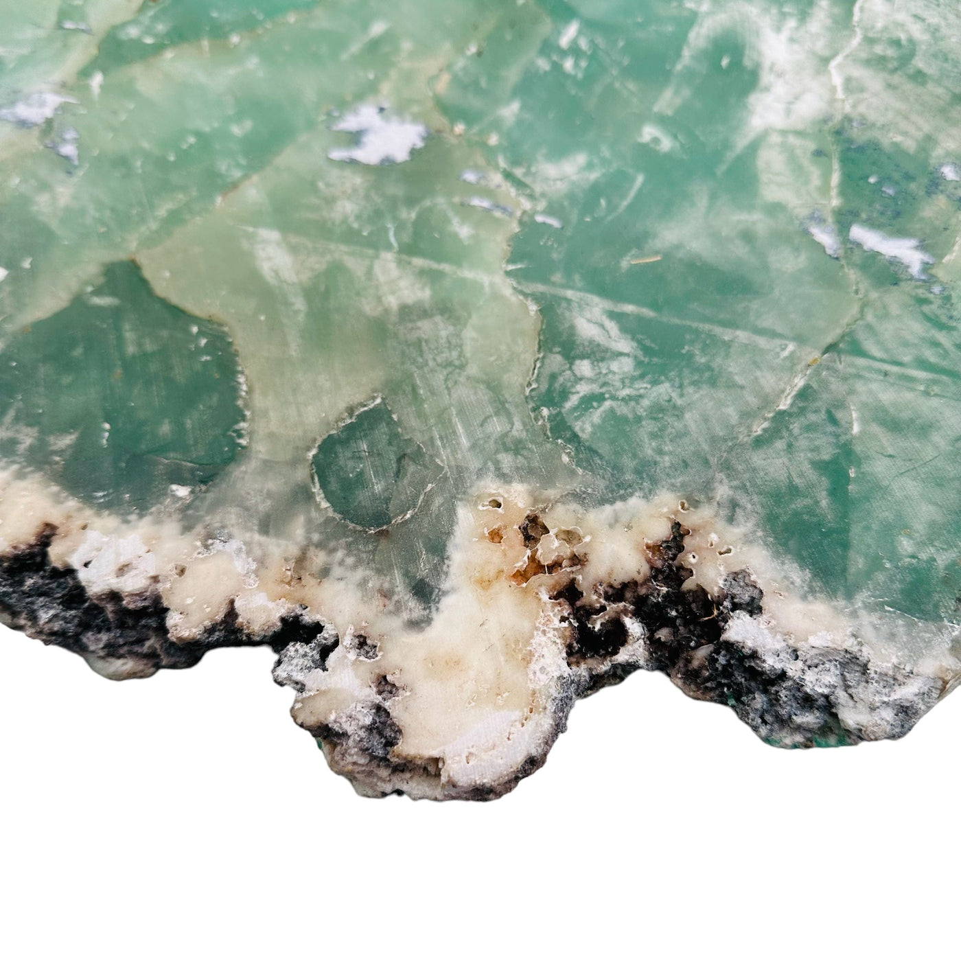 close up of the details on this fluorite platter