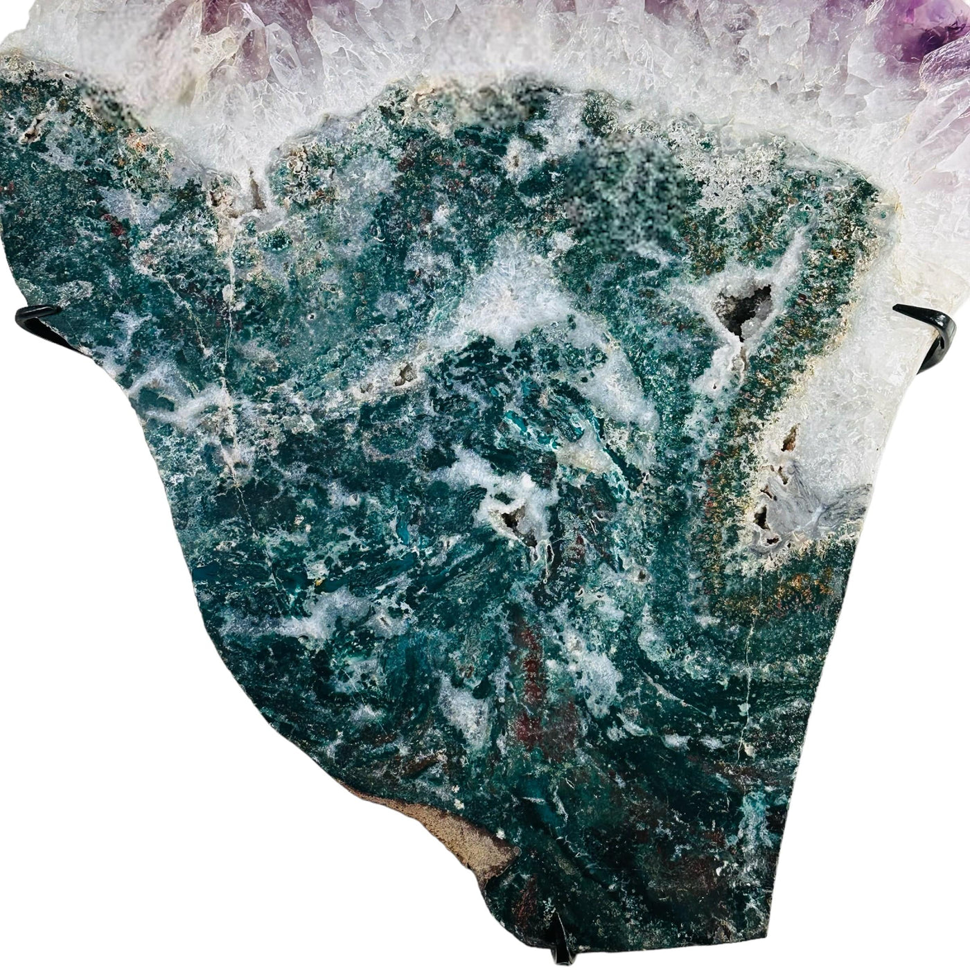close up of the crystal jasper 