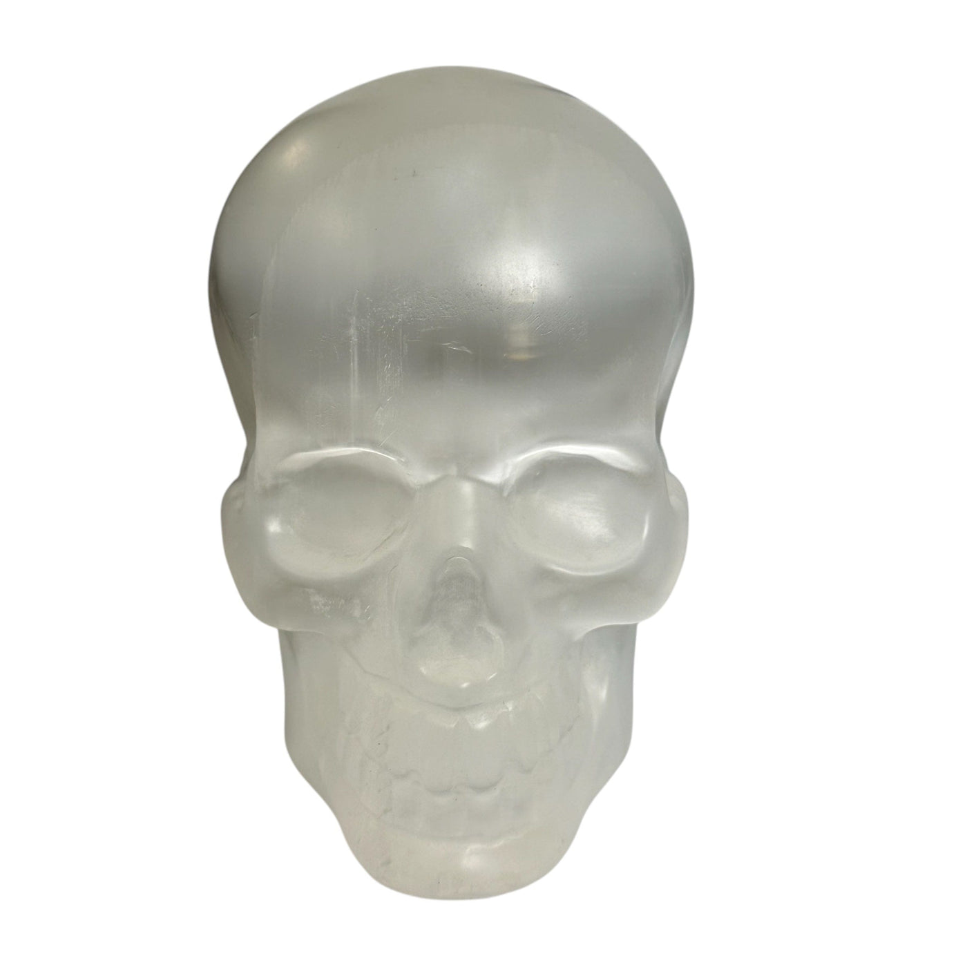 close up of the details on this crystal skull 