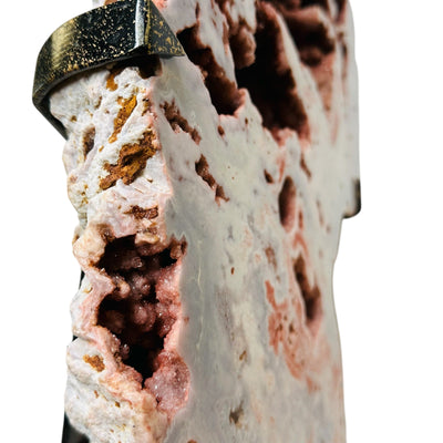 close up of a druzy pocket on this crystal