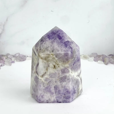 amethyst with decorations in the background