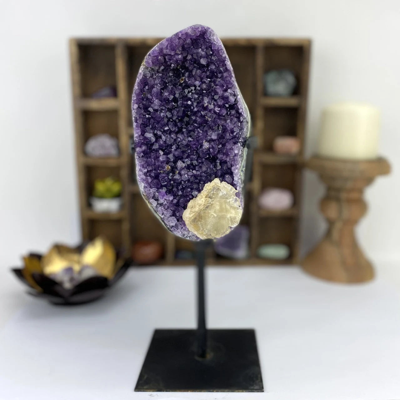 amethyst with decorations in the background