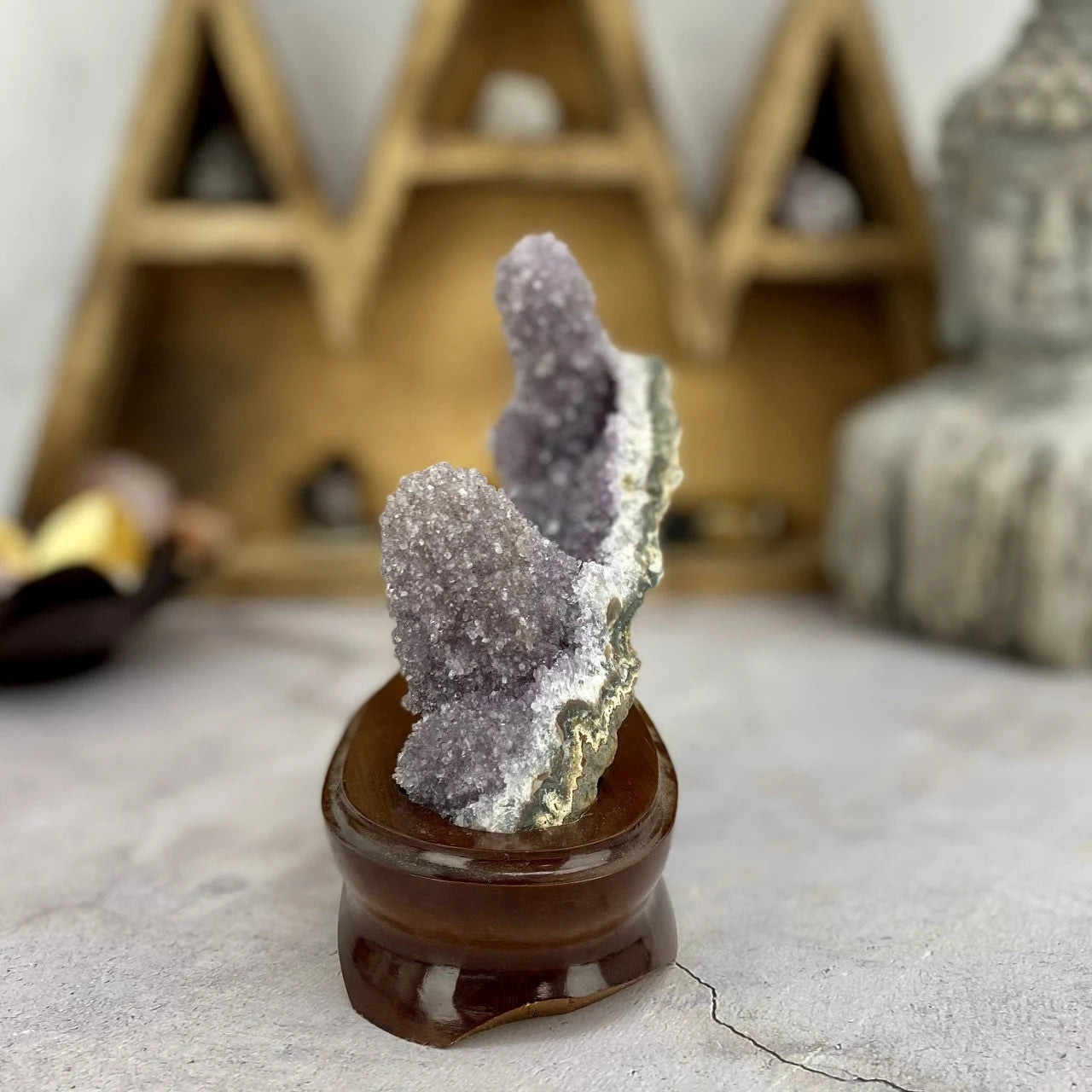 amethyst with decorations in the background