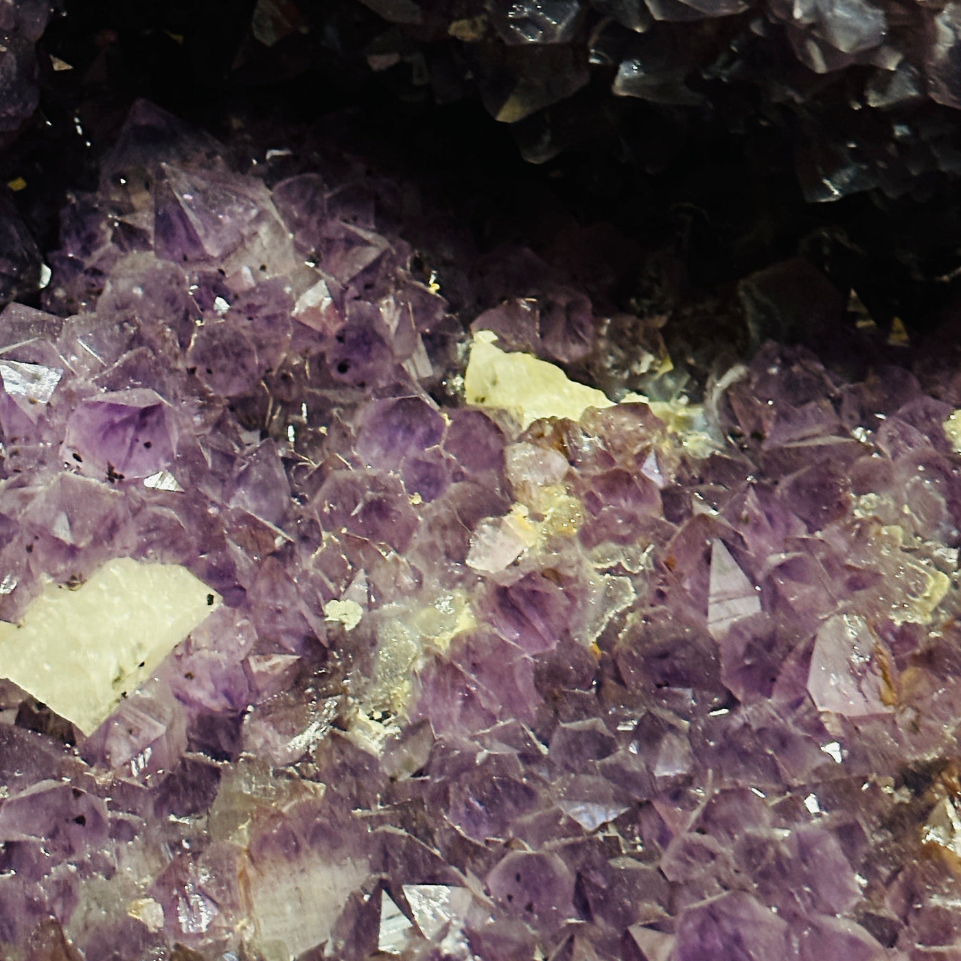 up close shot of amethyst