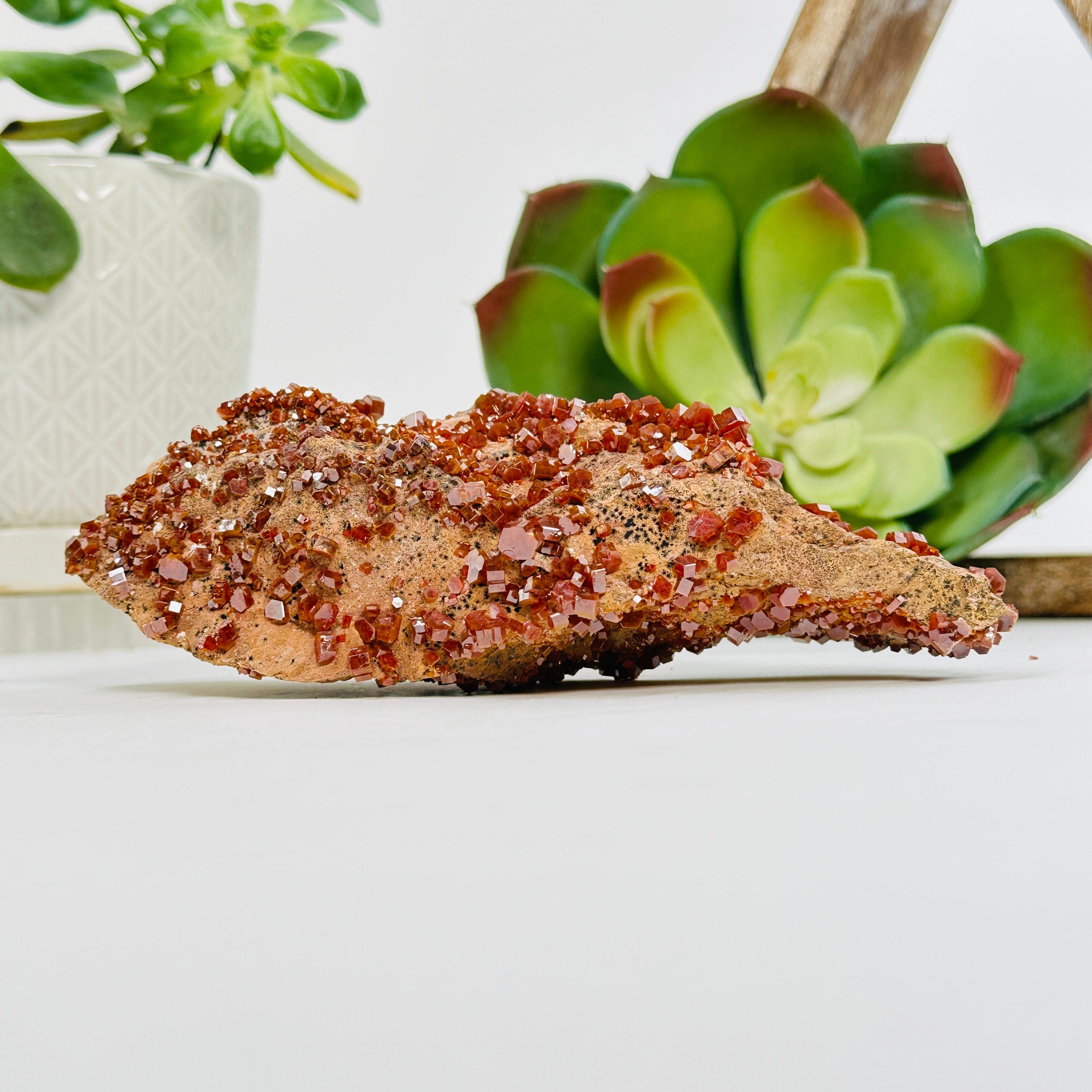 Vanadinite Freeform – Rock Paradise