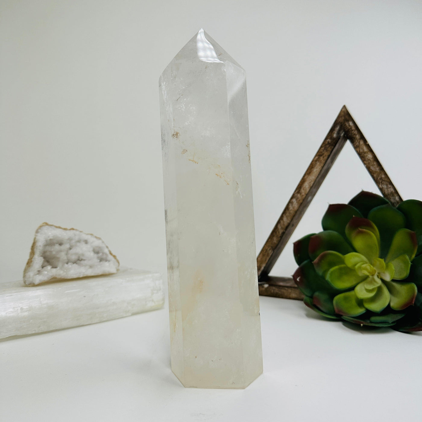 Crystal Quartz tower with decorations in the background