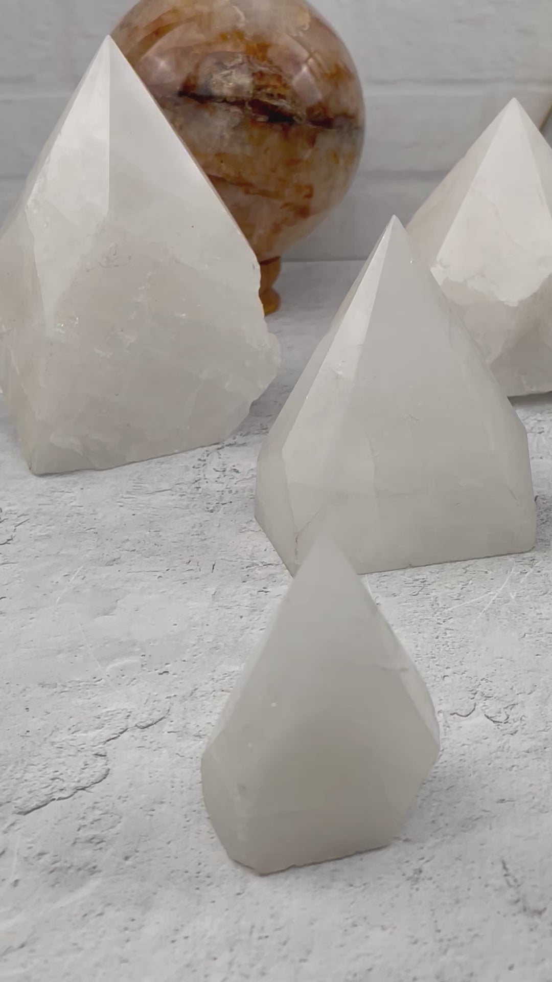 Crystal Quartz Semi-Polished Point High End - By Weight