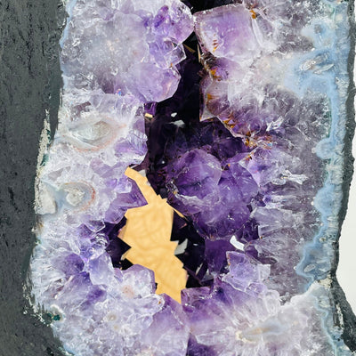 close up of the amethyst clusters on option A