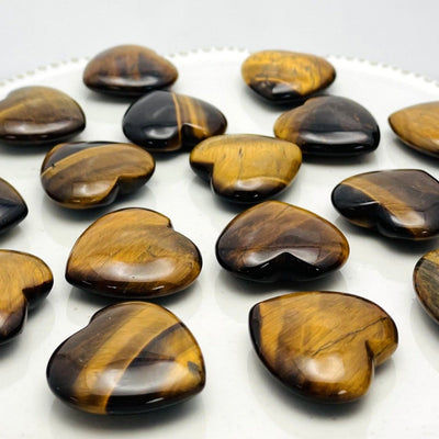 close up of the tiger eye hearts 